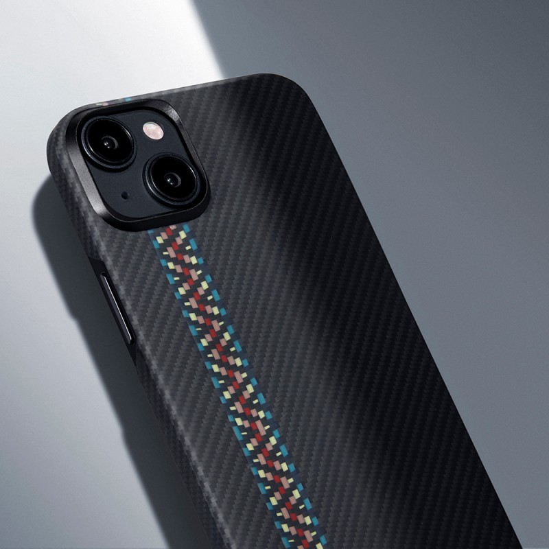 Apple iPhone 15 Plus Kılıf Magsafe Şarj Özellikli 600D Aramid Fiber Pitaka Tactile Woven Orchestra Serisi Rhapsody Kapak