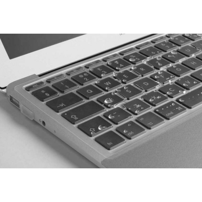 Apple Macbook 13' Pro Touch Bar A1706 Zore Klavye Koruyucu Şeffaf Silikon Ped